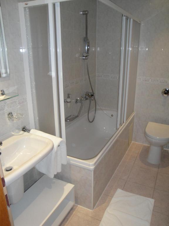 אולומוץ Hotel Trinity חדר תמונה